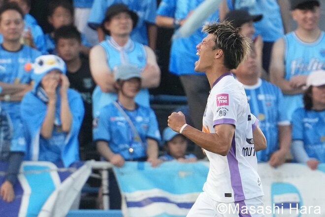 広島の選手として｢初ゴールを決めた｣30歳！手術後の復帰戦で｢ゴールを創出した｣19歳！今シーズン｢最多ゴールで目指す！」超ぶちあつの夏【横浜FCvsサンフレッチェ広島】激闘PHOTOギャラリーの画像004