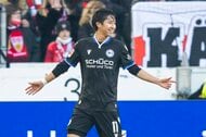 奥川雅也は「日本代表」に呼ぶべきだ!「打点の高いヘッド」で先制ゴール!ビーレフェルトに2勝目をもたらした「今季4点目」とは?【動画】の画像