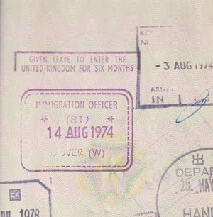 後藤健生の｢蹴球放浪記｣第250回｢白い崖を見ながらの入国審査｣の巻(2)クライフ経由イギリス行き｢まぬがれた｣長蛇の列の画像