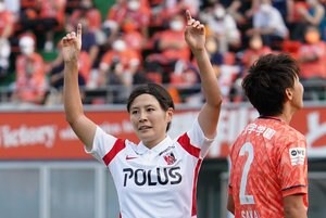 【WEリーグ】浦和が「さいたまダービー」を制し開幕3連勝！猶本光が1G1A、なでしこ日本代表・菅澤優衣香もゴール！浦和・楠瀬監督「連勝も冷静に受け止めている」【女子サッカー・大宮VS浦和】埼玉から発信する「女子サッカーの可能性」(1)の画像