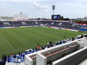 大住良之の「この世界のコーナーエリアから」第88回「食べられないコーン」(2)生誕地はロサンゼルスの路上、進化はイギリスにての画像