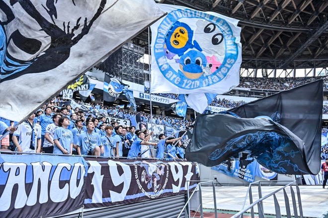 【サポーターアルバム】国立競技場を青く染め上げた川崎フロンターレのサポーター写真81枚！ ACLE準優勝後初の国内試合「鹿島アントラーズー川崎フロンターレ」の画像060