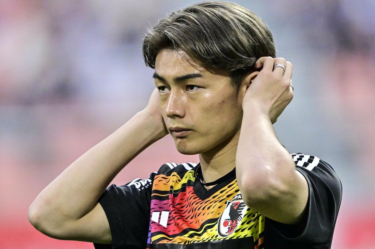 上田ファン フェイエFW上田綺世の｢ファンペルシーが憑依した？｣監督直伝ダイビング