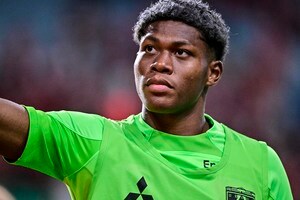 GK西川周作が「これは書いてください」と語った鈴木彩艶の人間性エピソード。「親御さんが素晴らしい。だからこそファン・サポーターから愛されている」の画像