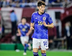 チュニジア戦で垣間見られた「諸刃の剣」【サッカー日本代表のさらなる成長へのポイントは「ゲームコントロール」】(1)の画像