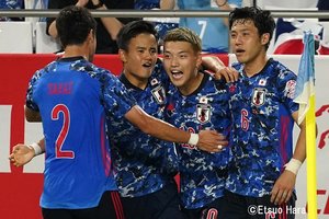 【東京五輪日本代表】優勝候補・スペイン戦で4試合連続ゴールの堂安律「僕の10番像はもっと良い10番。それにはまだまだほど遠い」　原悦生PHOTOギャラリー「サッカー遠近」の画像