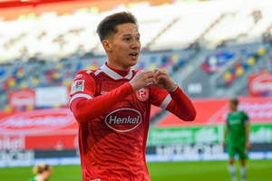 「アペルカンプ真大」はどんな選手？Uー21ドイツ代表で「背番号10」を背負う逸材！「デュッセルドルフ・田中碧」同僚MFのプレースタイルとはの画像