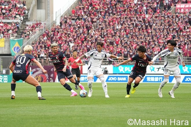 王者鹿島が首位奪還！至極の“90分+α”のエンタメ劇場！ジーコ御前、鹿島vs町田の一進一退ハイレベルな激闘を現地撮り！【鹿島アントラーズvs FC町田ゼルビア】激闘PHOTOギャラリーの画像002