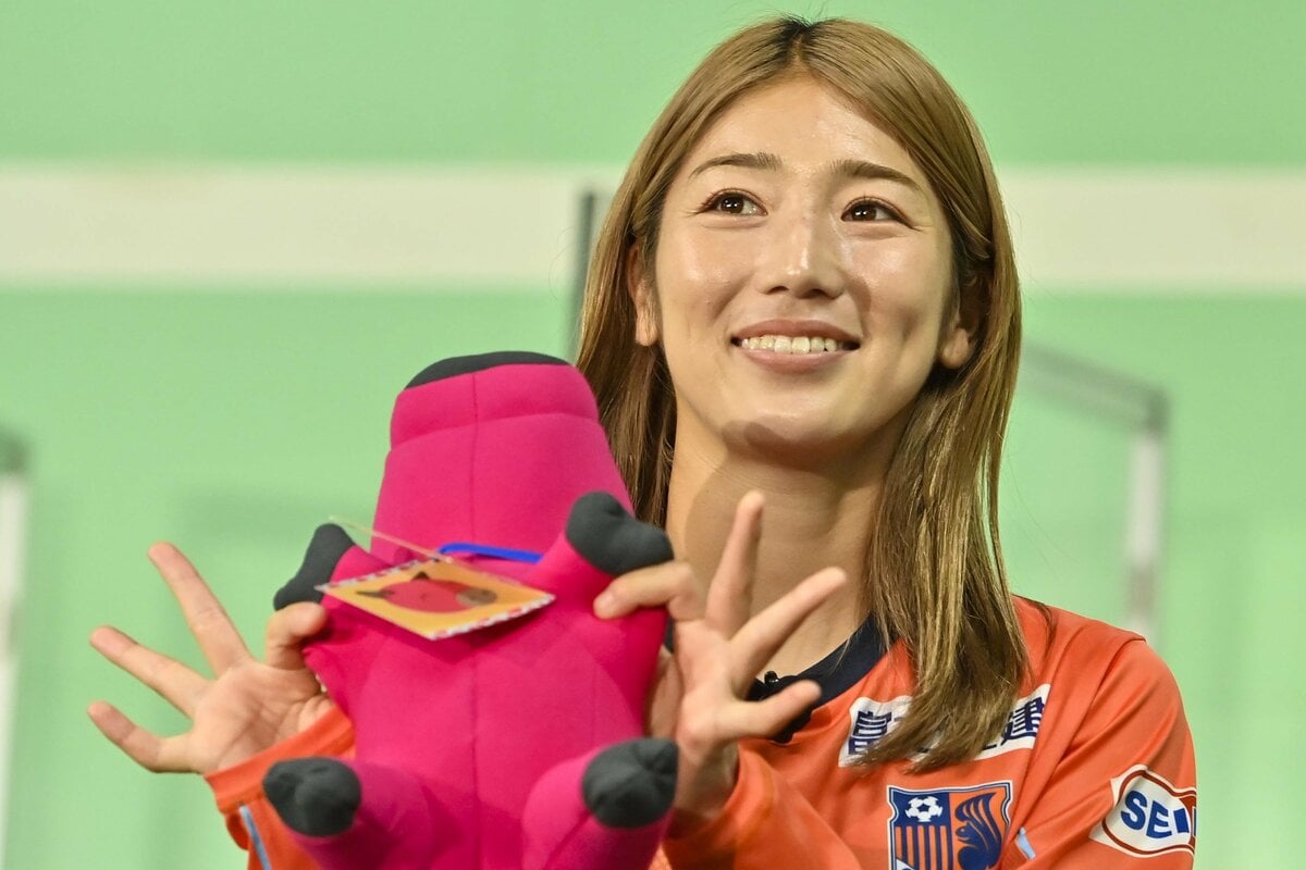WEリーグ】元ヤングなでしこ仲田歩夢、エモすぎる夏先どり花火姿が沸騰