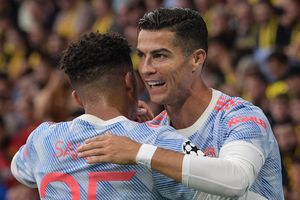 バルセロナがバイエルンに大敗!!初戦から波乱…C･ロナウド先発のマンチェスター・ユナイテッドがまさかの結果に！CL注目試合の行方【CL第1節結果まとめ】(1)の画像