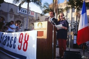 大住良之の｢この世界のコーナーエリアから｣第166回｢思いがけない拾いもの｣(3)｢21歳のプラティニ｣ら若きフランス代表がボルシアMGを圧倒、翌年まで｢気づかなかった｣伝説の幕開けの画像