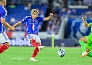 「遠近法を破壊する」J1京都の欧州帰り新FWに高まる期待! お茶目に絡む日本代表の若きキャプテンにも「おもろすぎる笑」の声の画像