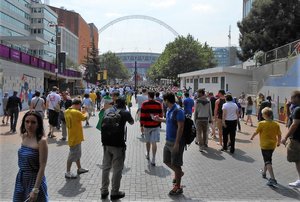 大住良之の「この世界のコーナーエリアから」　連載第46回「スタジアムへは歩いてGO!」の画像