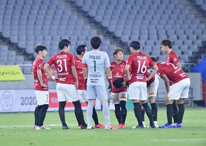 “前のめりの浦和”と“狡猾な柏”ー明暗を分けたハーフタイムの画像