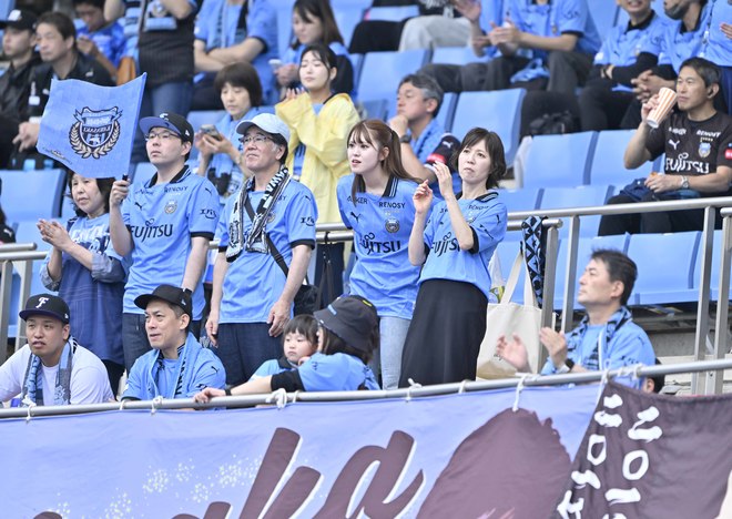 【サポーターアルバム(2)】G大阪戦の執念の同点弾導いた川崎フロンターレのサポーター写真94枚！ Gゾーンからメインスタンドまで撮影「川崎フロンターレーガンバ大阪(2)」の画像026