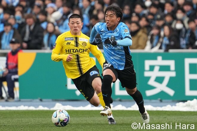 壮絶な8発打ち合い！新加入5人起用“進化”した川崎が開幕勝利！エリソン圧巻ハット！変化した右サイド！奮闘したCBコンビ！昨季2位の柏に激勝！【川崎フロンターレvs柏レイソル】激闘PHOTOギャラリーの画像003