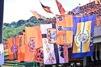 ｢タッタタラリラ〜♪｣｢夢の共演｣J1清水が地元を舞台にした国民的アニメとのコラボ企画スタート！｢背番号はまる子だから05なのか！｣｢キーホルダー欲しい！｣