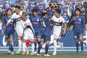 ｢武器になる｣濃野と荒木の右サイド、｢チームの浮沈を決める｣新戦力セアラと優磨、新星18歳の最適解【名将・鬼木監督が率いる｢新生・鹿島アントラーズ｣は優勝できるのか】(2)の画像