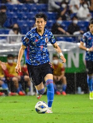 サッカー日本代表「メンバー発表」!ブラジル代表などに挑む28名を招集!「フランクフルトで絶好調」の鎌田大地が復帰!久保建英、南野拓実らが順当選出のなか「大迫勇也は招集外」に!伊藤洋輝が初招集!【画像】の画像