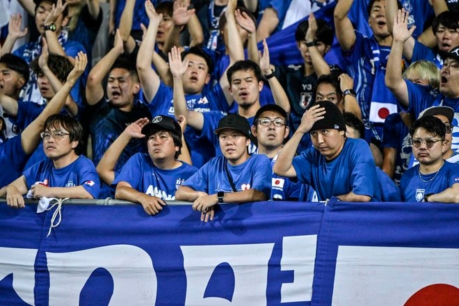 【サポーターアルバム】サッカー日本代表の韓国戦勝利を支えたサポーター写真95枚！ 韓国・龍仁に駆け付けた熱い声援ショット「日本代表ー韓国代表」の画像056