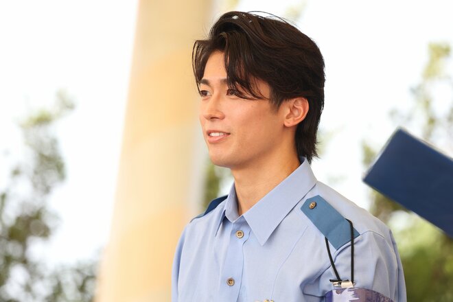 【画像18枚】国宝級イケメン中村敬斗の制服姿に｢キャ～｣5000人が熱狂！千葉県警｢闇バイト防止｣イベント密着(1) 蕎麦屋バイトで大行列？高額報酬で誘われたらの画像017