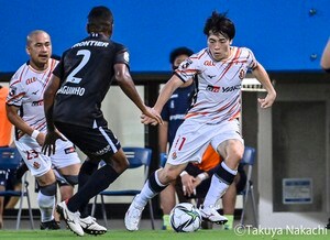 横浜FCに完敗で名古屋フィッカデンティ監督「チーム全体として弱かった」の画像