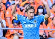 「これでビール一本飲める」引退表明で遠藤保仁のＷ杯での歓喜のFKに再脚光！「何度見ても何年経っても色褪せない!」「こんなに喜ぶヤットくんは珍しいですね」の声の画像