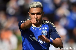 荒木駿太が連続ゴール！ＦＣ町田セルビアが大分トリニータに快勝！　PHOTOギャラリー【明治安田Ｊ２リーグ 第１０節 ＦＣ町田ゼルビアｖｓ大分トリニータ ２０２３年４月１６日 １４：０５キックオフ】の画像