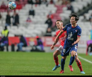 ｢あるぞサッカー日本代表｣!!藤本寛也が1ゴール1アシストでジル・ヴィセンテを初の欧州カップ戦出場に導く!背番号10が決めた｢先制弾｣と｢超絶スルーパスアシスト｣とは?【動画】の画像