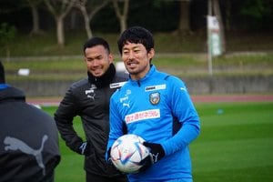 【毎日レポート! 川崎フロンターレ沖縄合宿】荒れた天候の中で二次キャンプ始まる！ 寒暖差と移動を考慮したメニューをこなす…家長昭博は一次合宿同様に宿舎までランニングで帰宅の画像