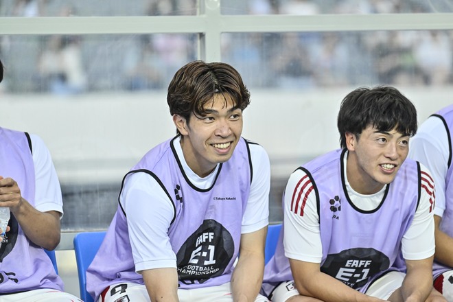 【日本代表FW宮代大聖アルバム】ヴィッセル神戸FW宮代大聖の中国戦での写真20枚！ 試合に出場せずも、現地で披露した日本代表2ndユニフォーム着用姿「日本代表ー中国代表」の画像016