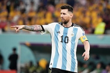 リオネル・メッシ 財布アルゼンチン代表楽天】たまいよひ様