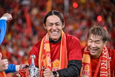画像・写真：「髪長いとイケメンだな楢崎さん！」J1名古屋のルヴァン