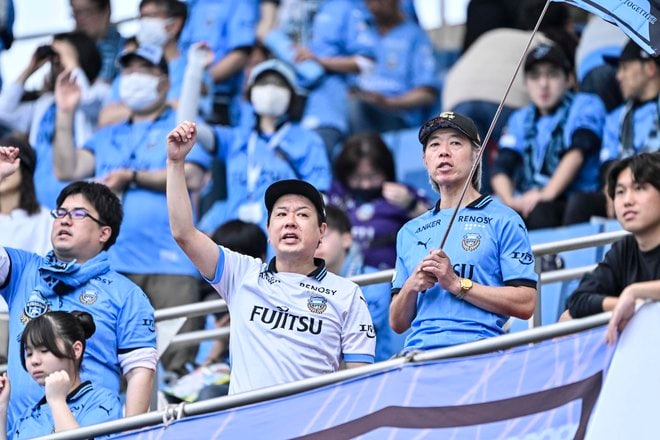 【サポーターアルバム(2)】G大阪戦の執念の同点弾導いた川崎フロンターレのサポーター写真94枚！ Gゾーンからメインスタンドまで撮影「川崎フロンターレーガンバ大阪(2)」の画像017