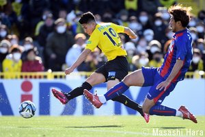 細谷真大が見事な動き出しで先制点を奪取　PHOTOギャラリー【明治安田Ｊ１リーグ　第２節　柏レイソルｖｓＦＣ東京　２０２３年２月２６日　１５：０３キックオフ】の画像