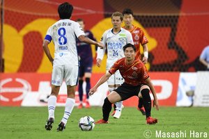 【J1分析】両チームの丁寧さを支配した「背番号5」長澤和輝【名古屋グランパス対徳島ヴォルティス】サッカーにおける球際の強さ(1)の画像