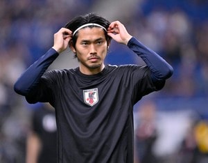 「えもい！」「なんて素敵なストーリー」アヤックス再訪DF町田浩樹の“15年越し”同アングルショットが話題！「可愛いボクは町田選手？」「よく見つけてきたなー」の声の画像