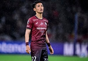 「お店が渋い……」J1神戸イケメンMFの「下町居酒屋ショット」が「俳優かと思った!!」と話題に！ 武藤嘉紀が「サングラスのかけ方 」を指摘した意外な写真の画像