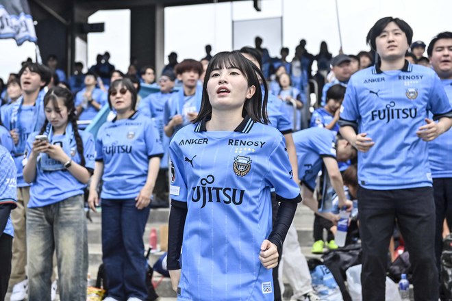 【サポーターアルバム(2)】G大阪戦の執念の同点弾導いた川崎フロンターレのサポーター写真94枚！ Gゾーンからメインスタンドまで撮影「川崎フロンターレーガンバ大阪(2)」の画像095