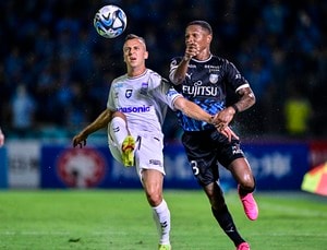 「フルコンボ」「これはクラッキだわ」G大阪ファン・アラーノの裏街道からのループシュートの技術満載のゴールにファン脱帽！「かわして浮かせてうまいて」の称賛の声の画像