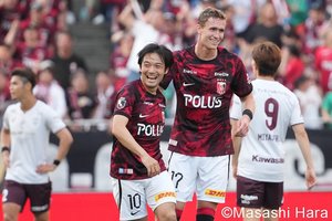 ローマ助っ人オラ・ソルバッケンの初アシストで浦和ナンバーテン中島翔哉が今シーズン初ゴールとなる同点弾　PHOTOギャラリー【明治安田J1リーグ 第17節 浦和レッズvsヴィッセル神戸 2024年6月1日 16:03キックオフ】の画像