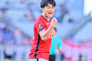 鹿島アントラーズ ジュビロ磐田を一蹴で首位堅持 ゲームを完全支配 で見えた 6年ぶりの優勝への道 と 変幻自在の強さ サッカー批評web