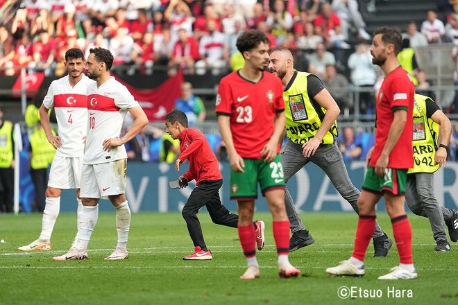 【UEFA　EURO2024現地撮】クリスティアーノ・ロナウドの完璧アシストで｢ダメ押し｣の3点目！【トルコ代表vsポルトガル代表】原悦生PHOTOギャラリー｢サッカー遠近｣の画像007