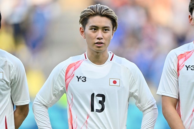 【パリ五輪・U23日本代表】後半ATに細谷真大が決勝ゴールを決め、イスラエルに劇的勝利！ 3戦全勝で、準々決勝ではスペインと対戦……会場は大盛り上がりの画像043