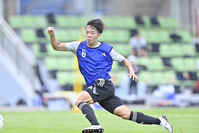【サンフレッチェ広島「E-1」アルバム】J1広島に所属する日本代表5選手の13日＆14日の練習写真46枚！ジャーメイン良、中村草太、川辺駿、田中聡、荒木隼人、大迫敬介の現地写真の画像019