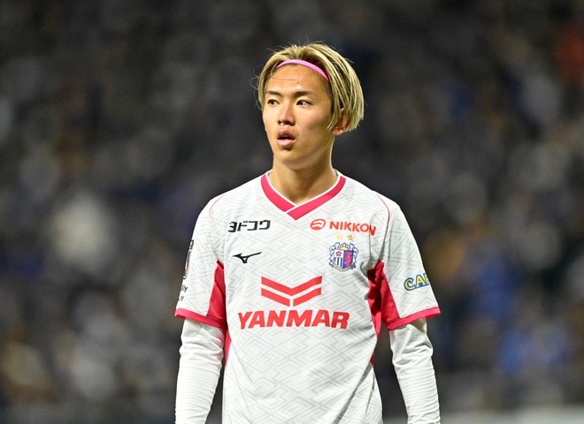 【G大阪相手に圧巻ゴール。中島元彦が秘めるC大阪への責任、仙台への感謝(1)】「お父さん・お母さんのように接してくれた」と語る仙台サポーターへの恩返しと、繰り返した「悔しい」の言葉の画像017