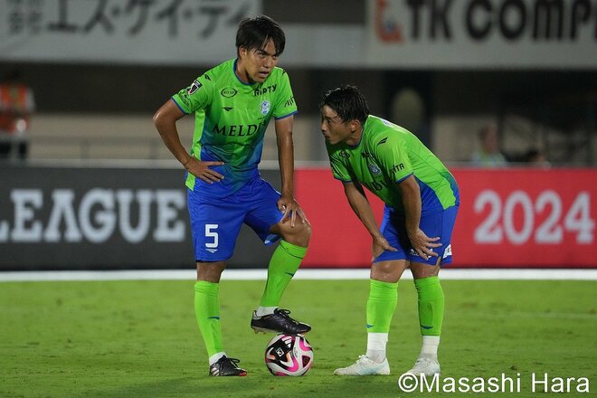 Ｊリーグ得点王の2ゴールで｢9試合ぶり勝利｣、セレッソ大阪が｢長いトンネル｣を抜けた！【明治安田J1リーグ 第31節 湘南ベルマーレvsセレッソ大阪 2024年9月22日 19:04キックオフ】PHOTOギャラリーの画像005