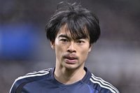 ｢キレキレだ！｣ブライトン三笘薫が復帰！ファーストタッチで異次元ドリブル披露！｢予備動作なく切り込んでくるのやばい｣｢前よりキレよくね？｣