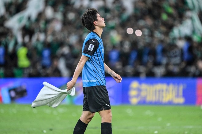 【川崎フロンターレアルバム】ACLE決勝での高井幸大の写真41枚！ フル出場も敗れ、試合後には涙を見るなど悔しさを露わに「アル・アハリー川崎フロンターレ」の画像017