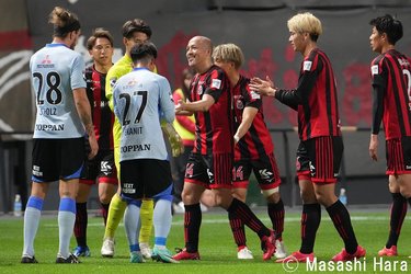画像・写真：天才・小野伸二が古巣・浦和レッズ相手にラスト